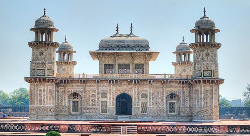 4 Days - Delhi, Agra & Jaipur Tour